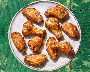 ZESTY GARLIC WINGS