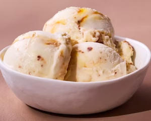 PEACH COBBLER GELATO